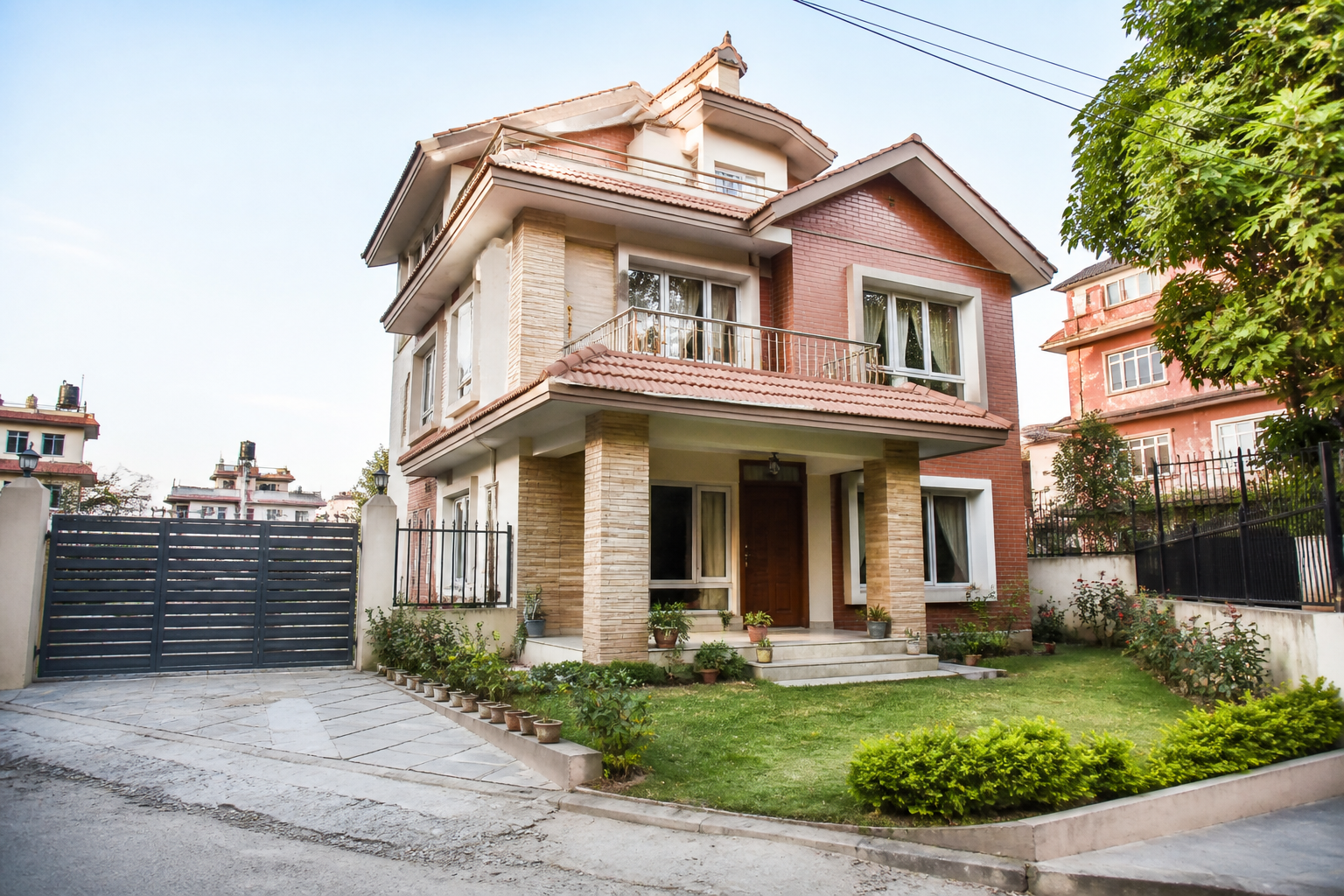 Quiet house with courtyard in Kapan